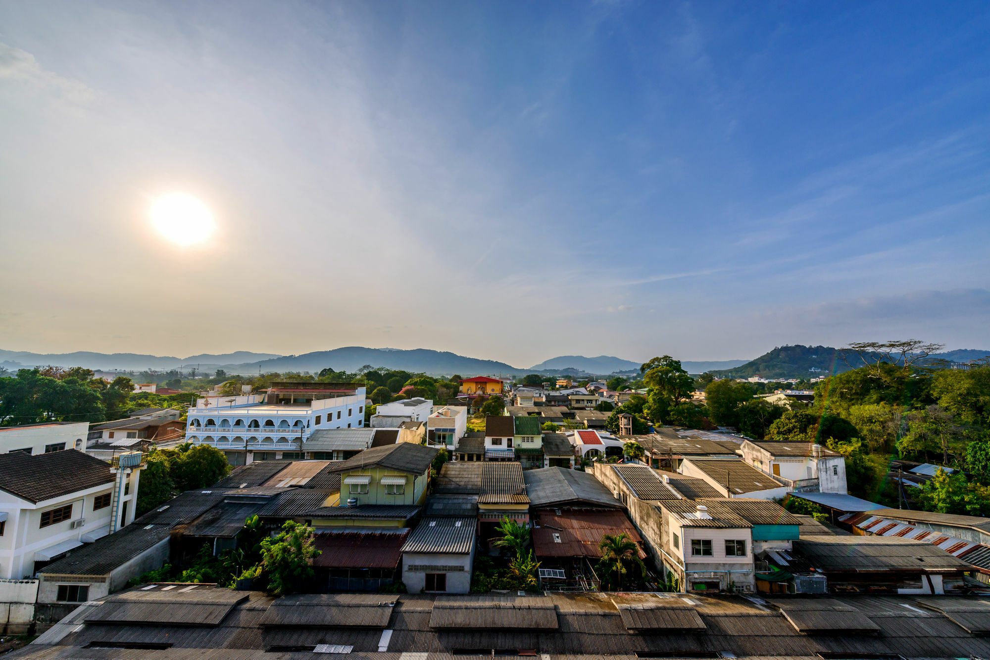 The Topaz Residence Phuket Town Bagian luar foto